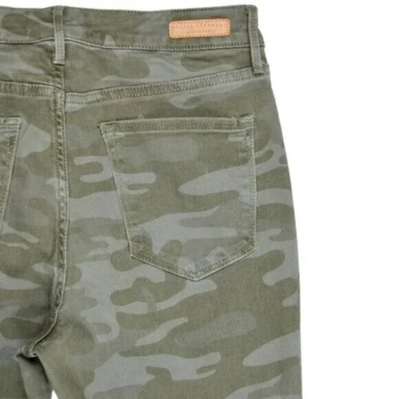 Social Standard by Sanctuary Camo High Rise Skinny Jeans Women’s Size 6/28 - Picture 5 of 5